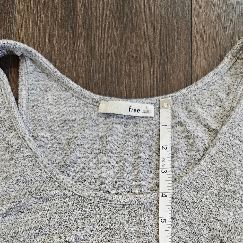 NWOT Wilfred Free Tie Front Crop Top - SIZE S - Picture 13 of 13